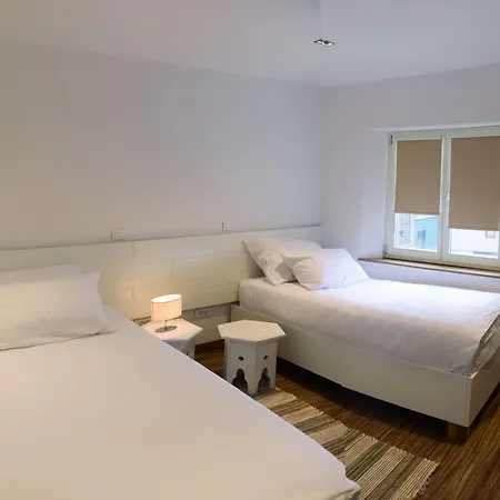 Hotel Old 3*
